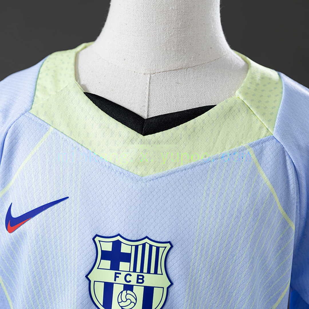 Barcelona 25_26 Concept Edition - Green kids kit Jersey SIZE 16-28 8