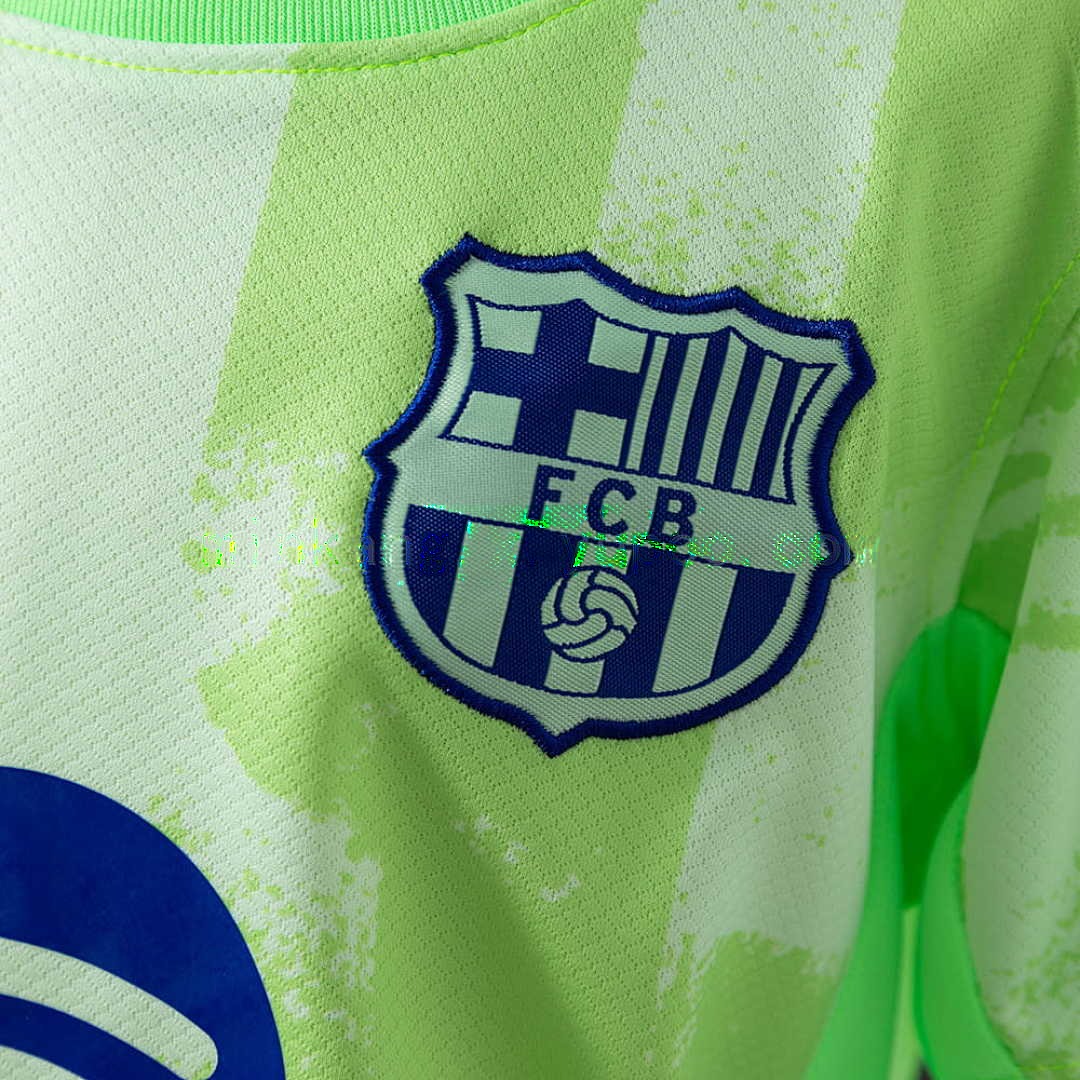 24_25 kids Barcelona third away size 16-28 6
