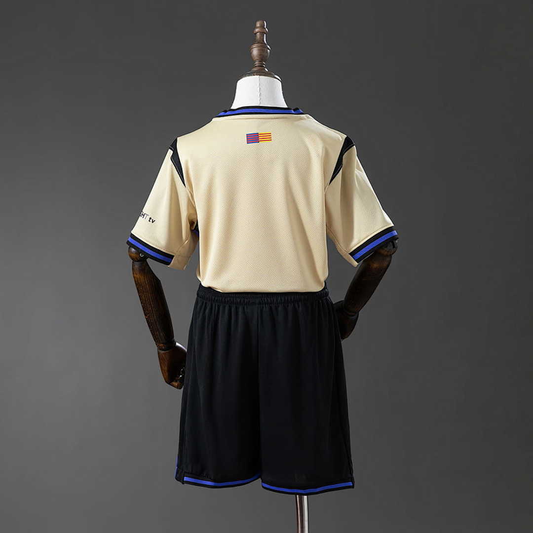 25_26 Kids Barcelona Away Size_ 16-28 11