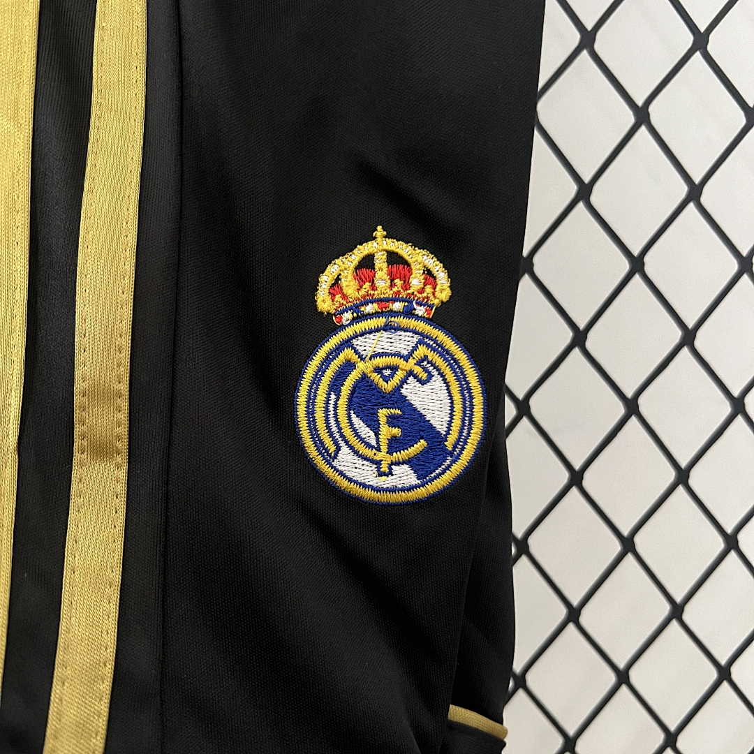 kids Real Madrid 11_12 away size_ 16-28 8