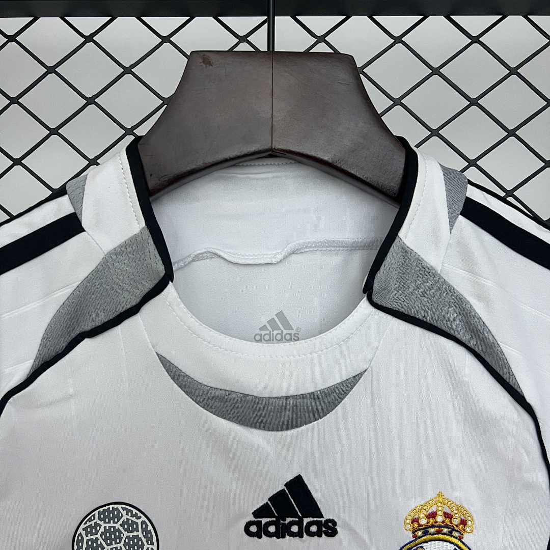 kids Real Madrid 06_07 Home Size_ 16-28 9