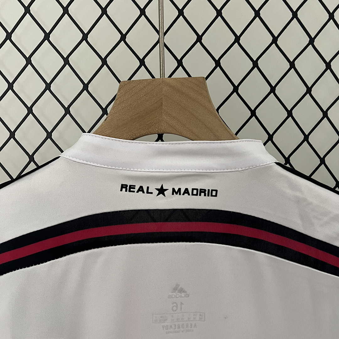 kids Real Madrid 14_15 home size_ 16-28 4