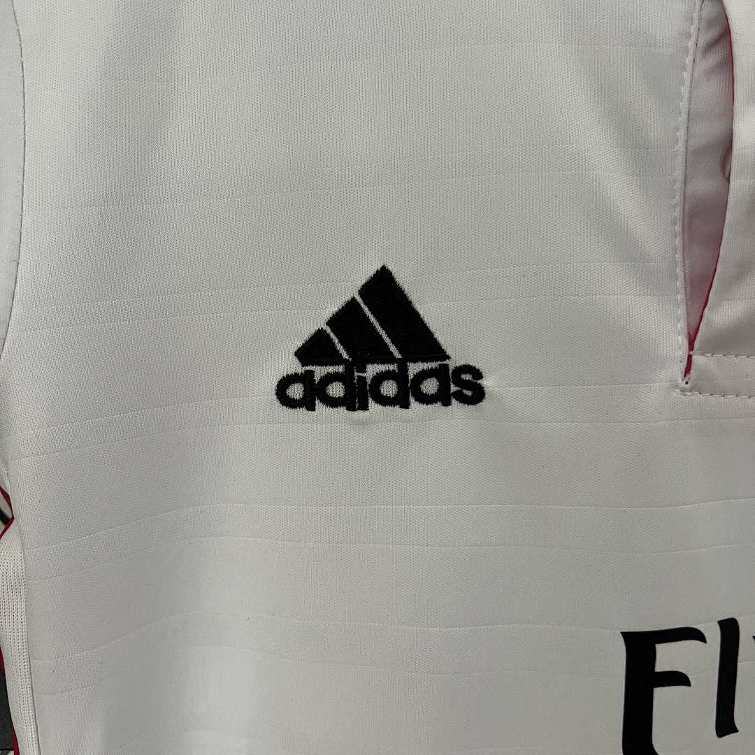 kids Real Madrid 14_15 home size_ 16-28 9