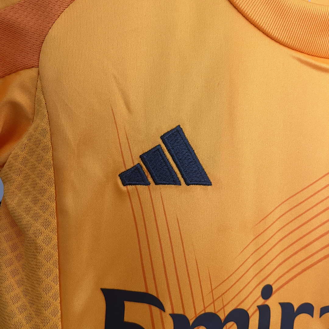 24_25 Kids Real Madrid Away Size_ 16-28 6