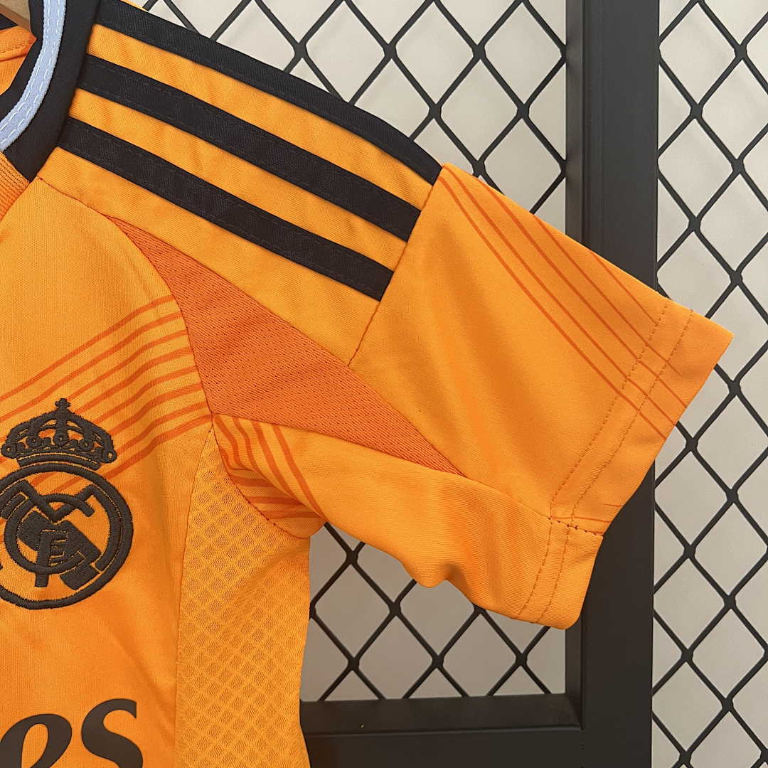 24_25 Kids Real Madrid Away Size_ 16-28 8