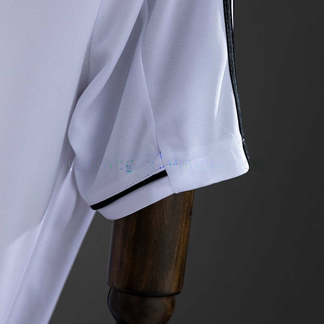 Retro 04_05 Real Madrid home S-XXL 2