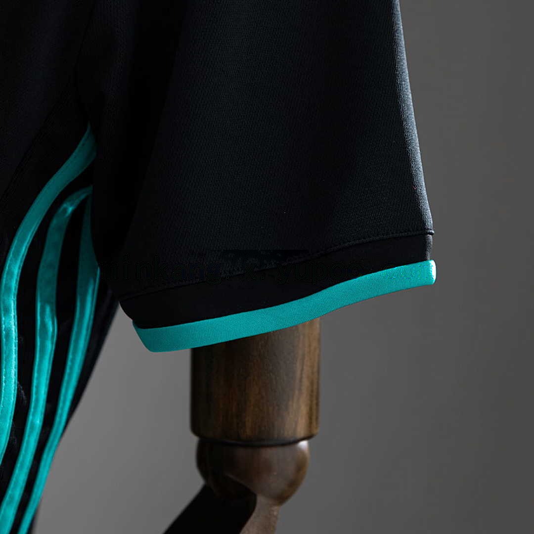 Retro Real Madrid 17_18 Away S-XXL 3