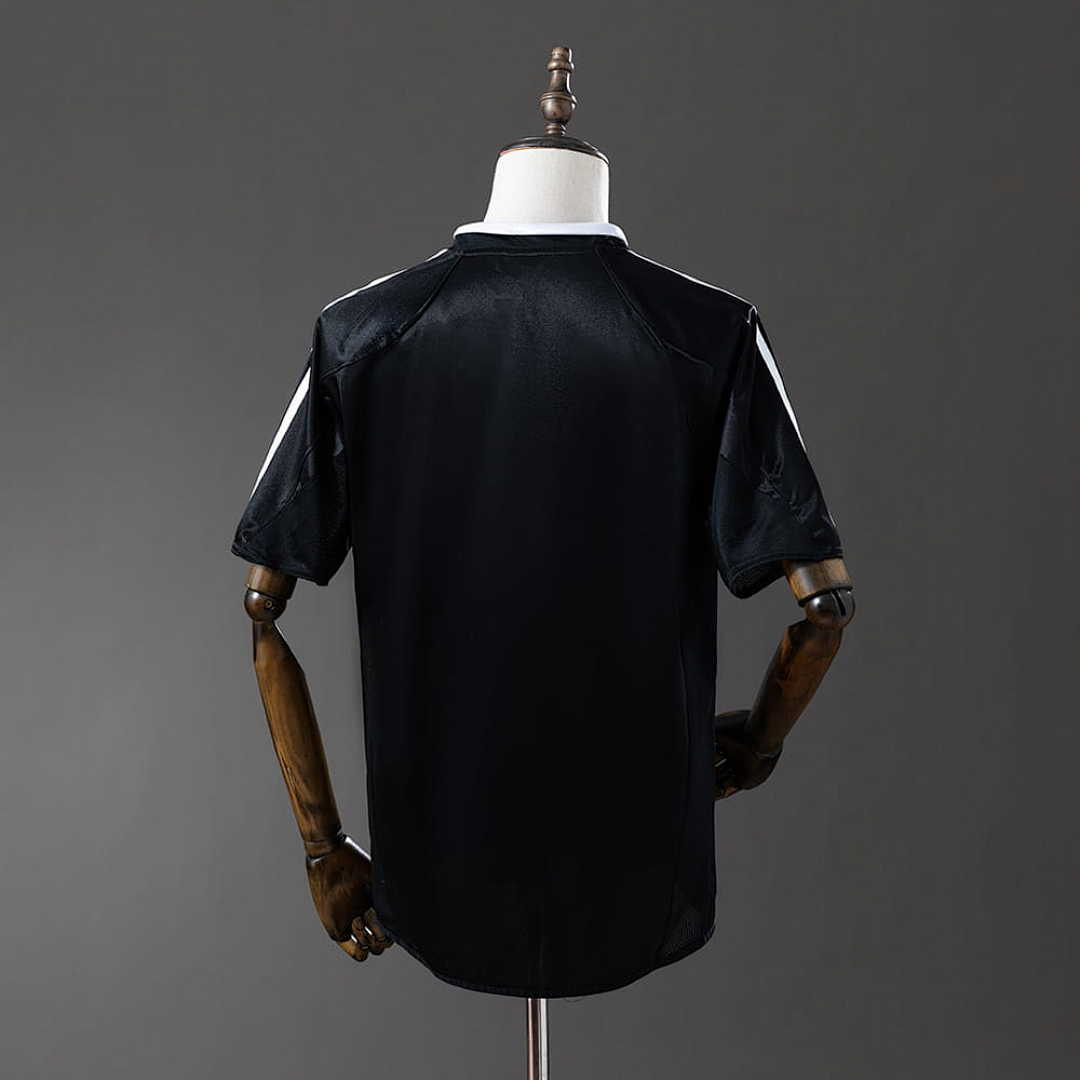 Real Madrid 04_05 Third away Retro Jersey S-XXL 8