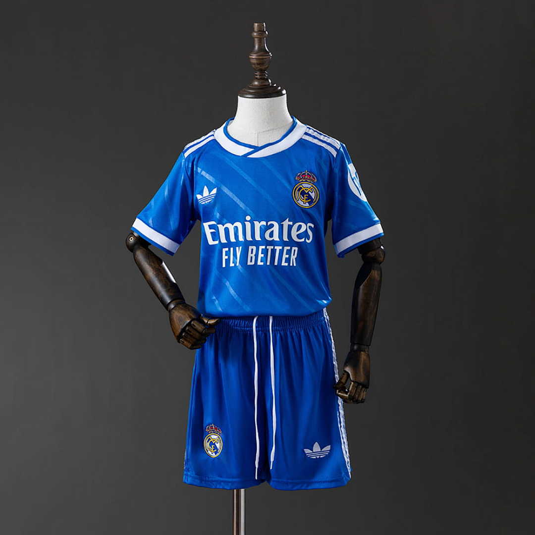 Real Madrid 2_526 Third away kids kit Jersey SIZE 16-28