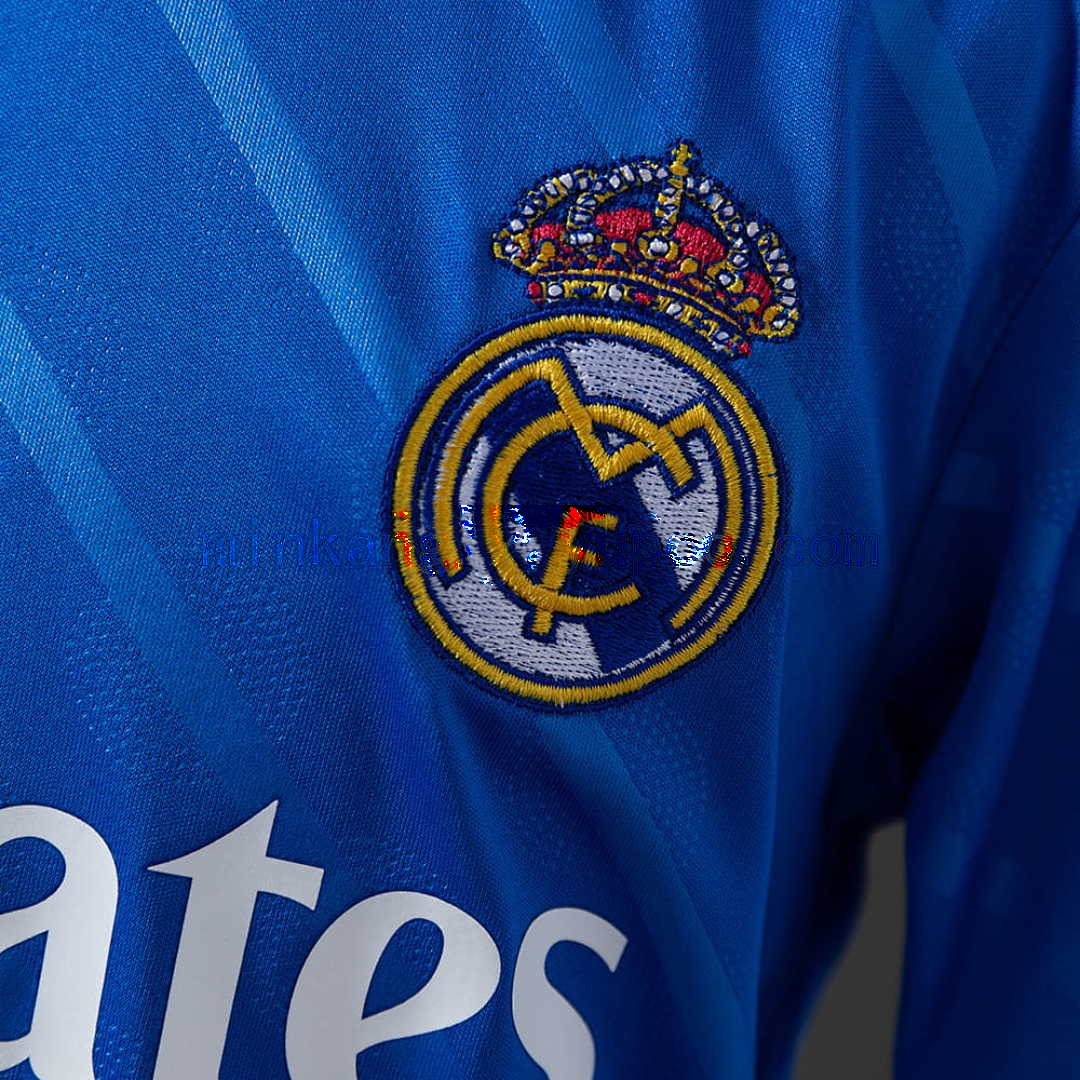 Real Madrid 2_526 Third away kids kit Jersey SIZE 16-28 6