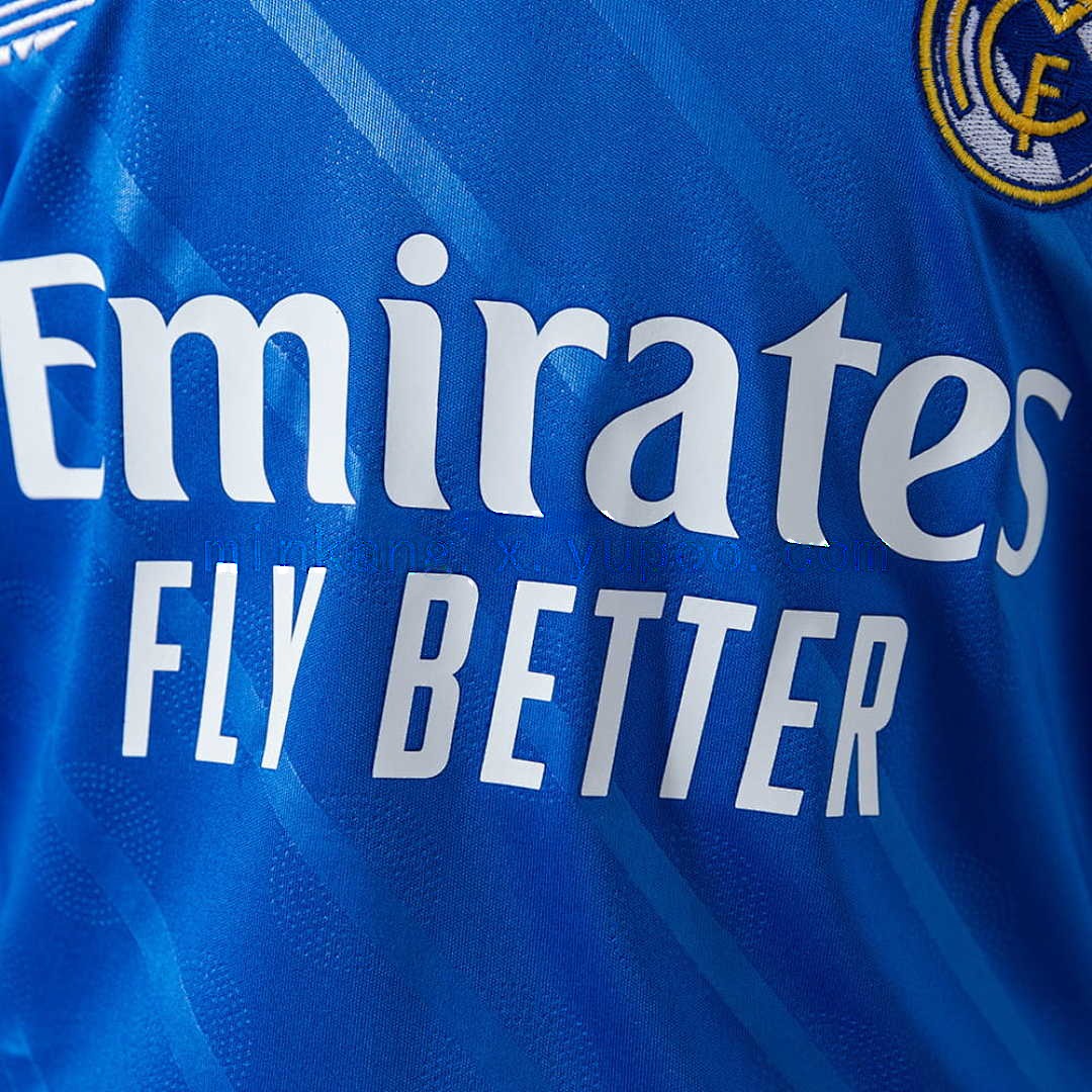 Real Madrid 2_526 Third away kids kit Jersey SIZE 16-28 7
