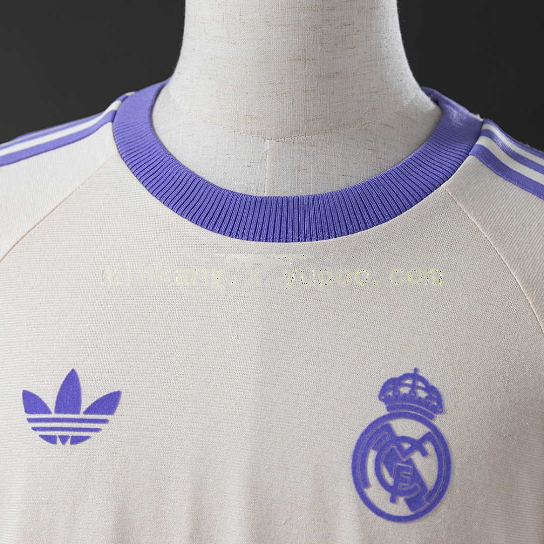 Real Madrid Originals 3-stripes beige t-shirt S-3XL 5