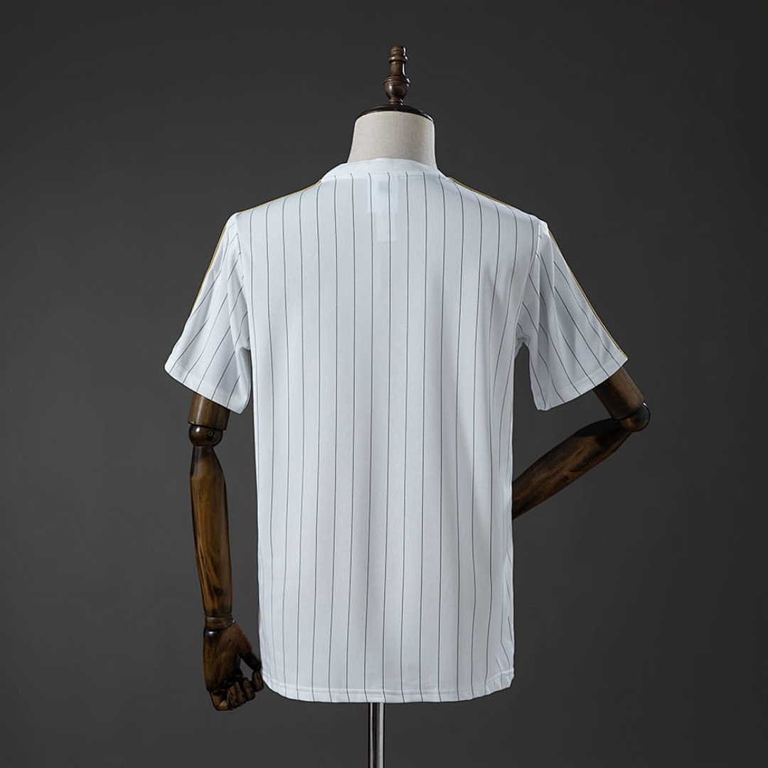 Real Madrid Terrace Icons T-Shirt White Gold S-XXL 2