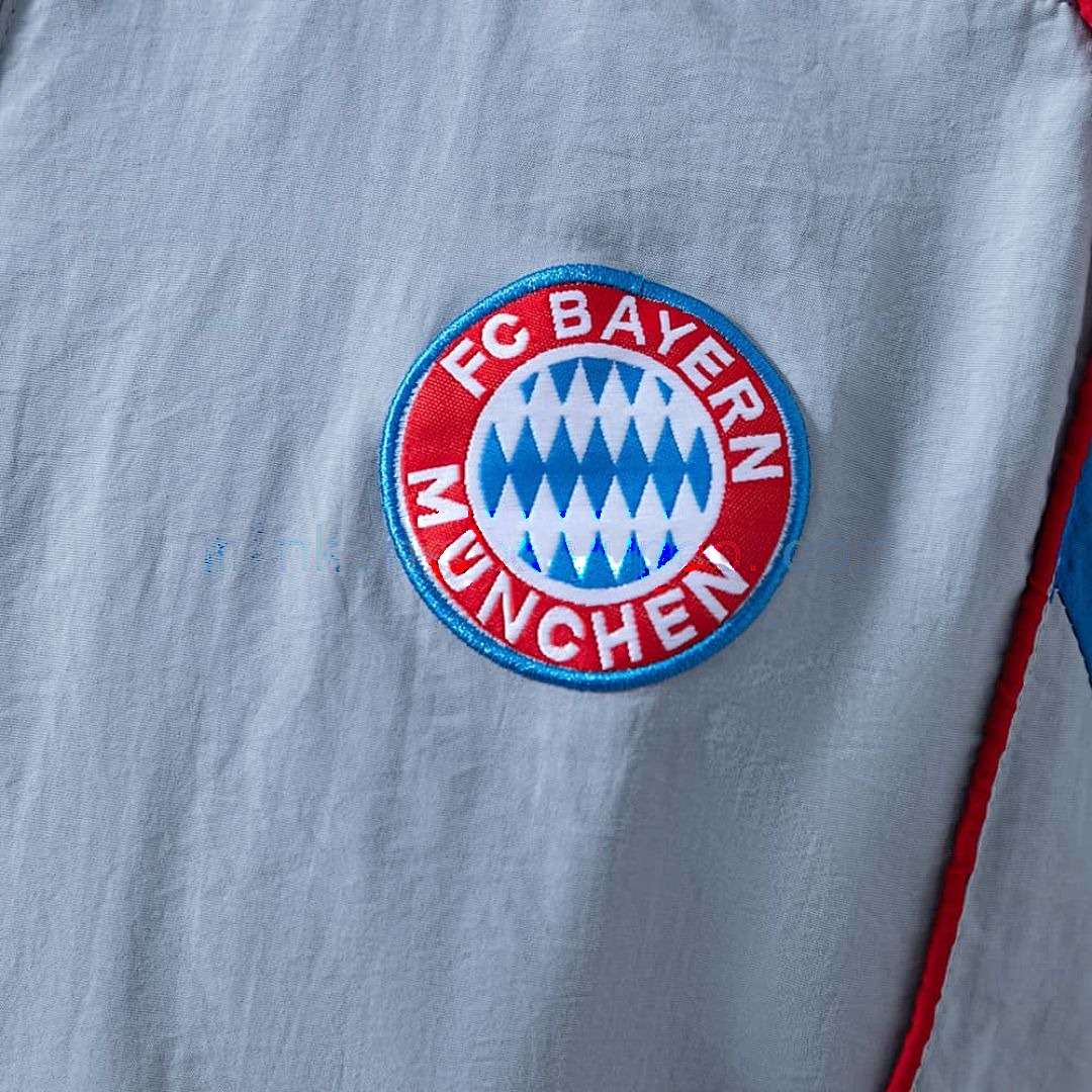 25_26 Bayern Munich chubasquero S-XXL 7