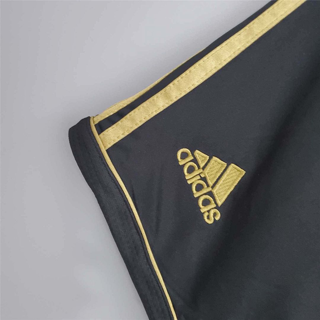 11-12 Real Madrid away black 4 5