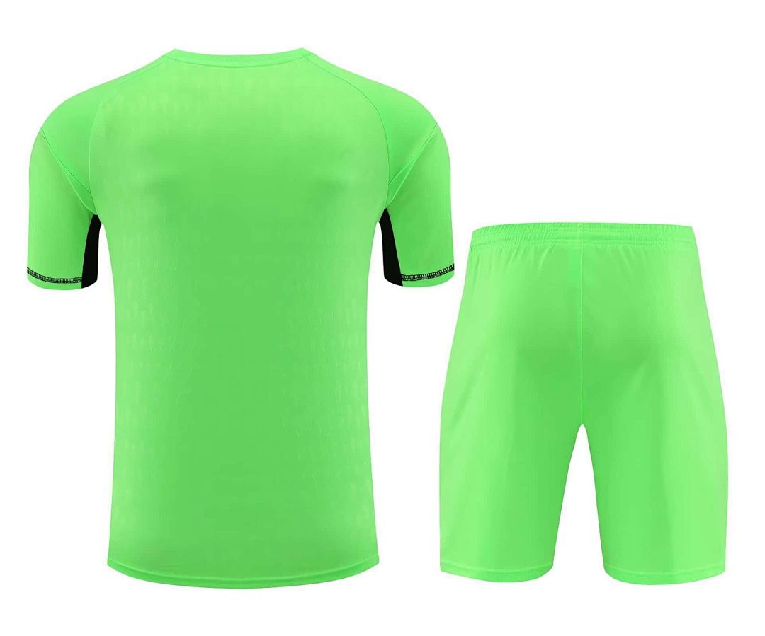 23-24 Real Madrid Goalkeeper Kits Short Sleeve Green Suits Soccer Jerseys Yupoo 2