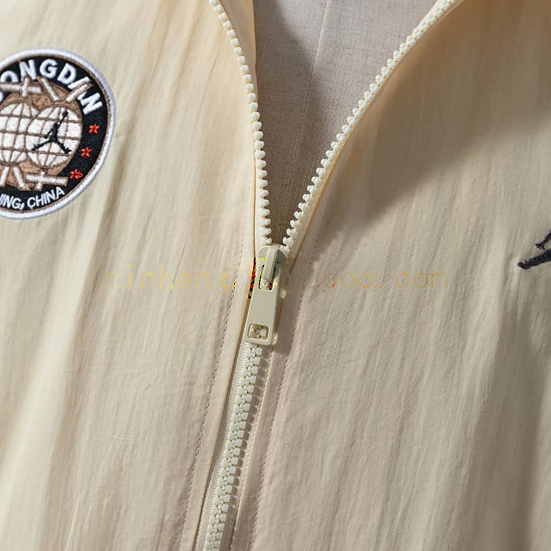Jordan Windbreaker - Beige S-XXL 5