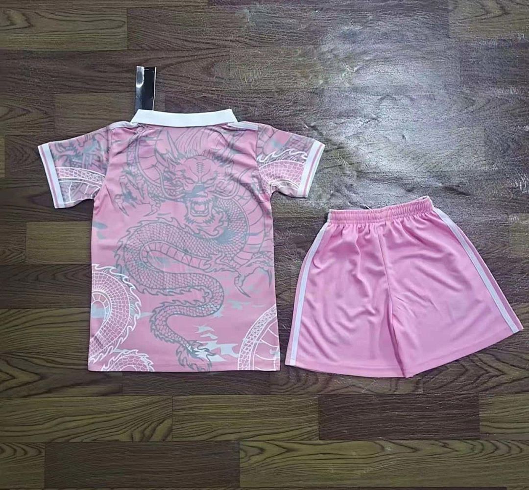24-25 Real Madrid enfant spécial football maillots 2