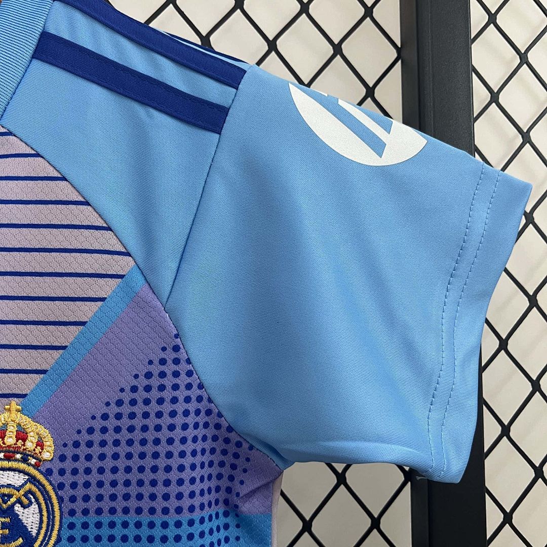 24-25 Real Madrid Goalkeeper Kid Kits Blue Youth Apparels 8