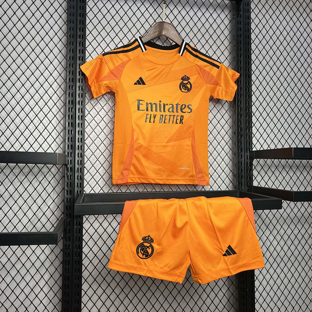 24-25 Real Madrid Away Kid Kits Youth Apparels 3