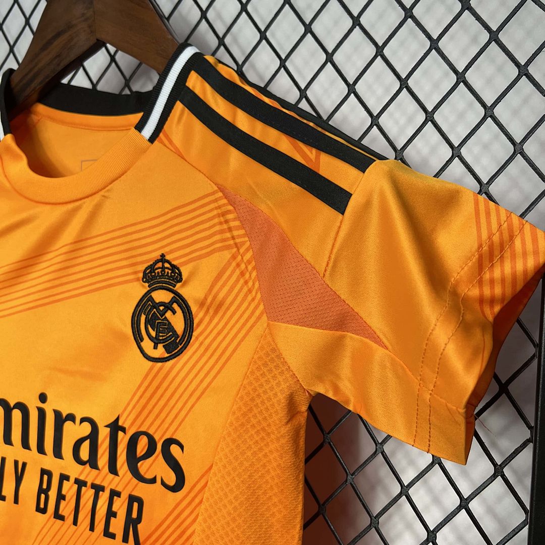 24-25 Real Madrid Away Kid Kits Youth Apparels 6