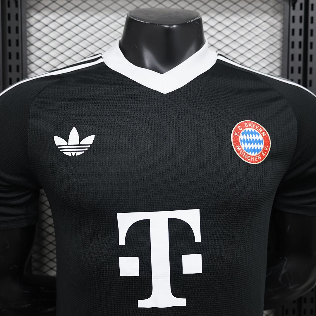 24_25 Player Bayern Munich Black Goalkeeper S-XXL 10