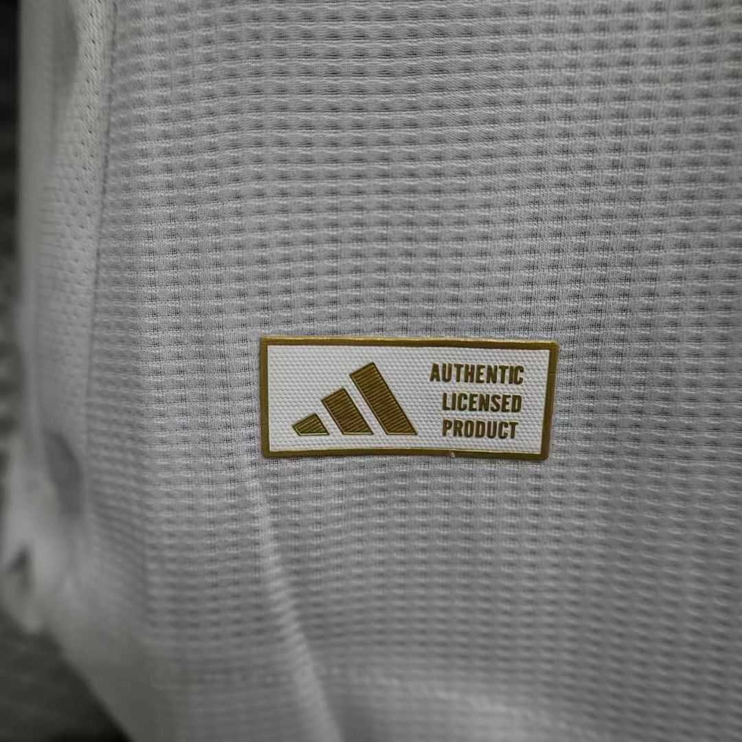 24_25 Player Aston Villa White S-XXL 3