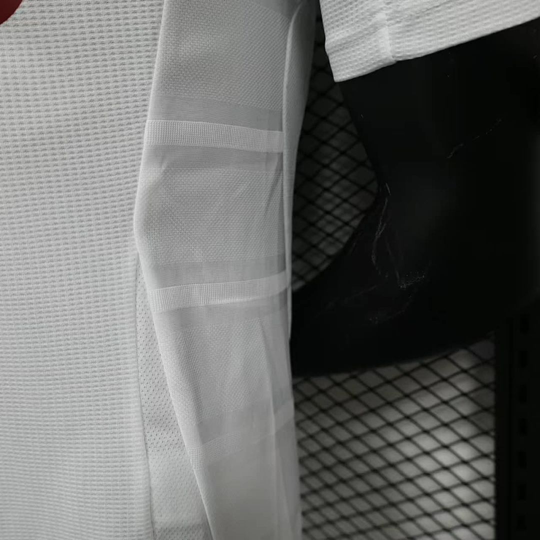 24_25 Player Aston Villa White S-XXL 5