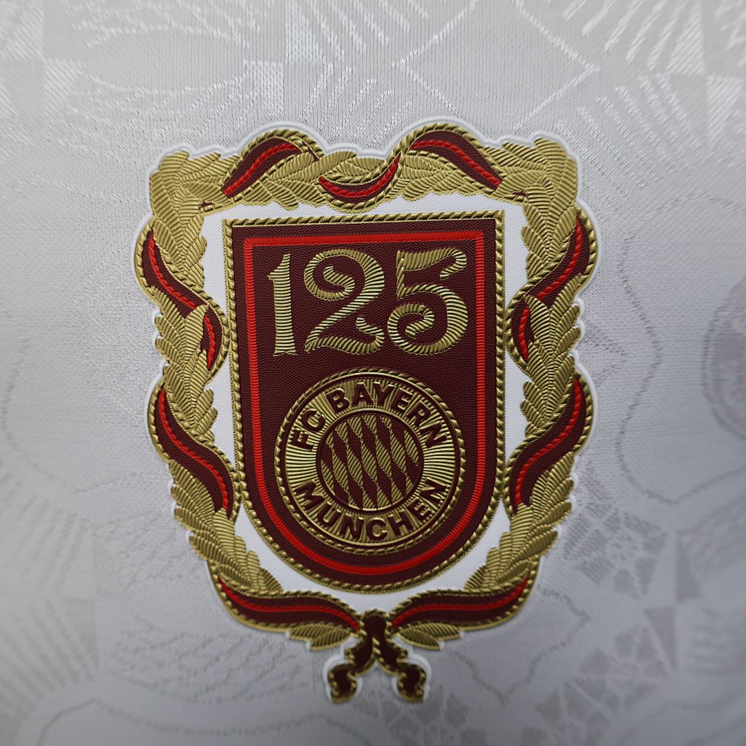 25_26 Player FC Bayern Munich 125th Anniversary White S-XXL 7
