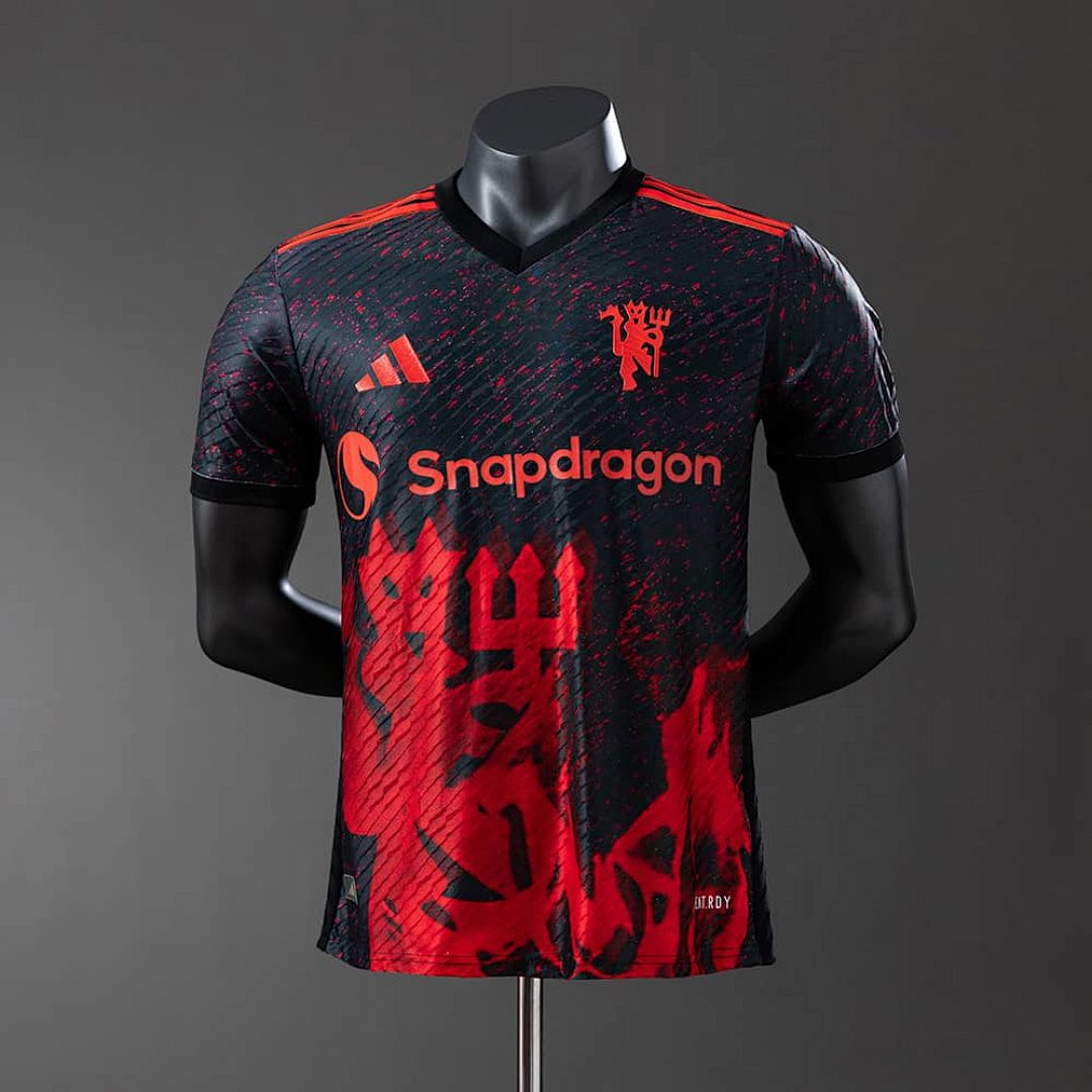 M-U 25_26 Year of the Snake Special Edition Player Version Jersey S-3XL