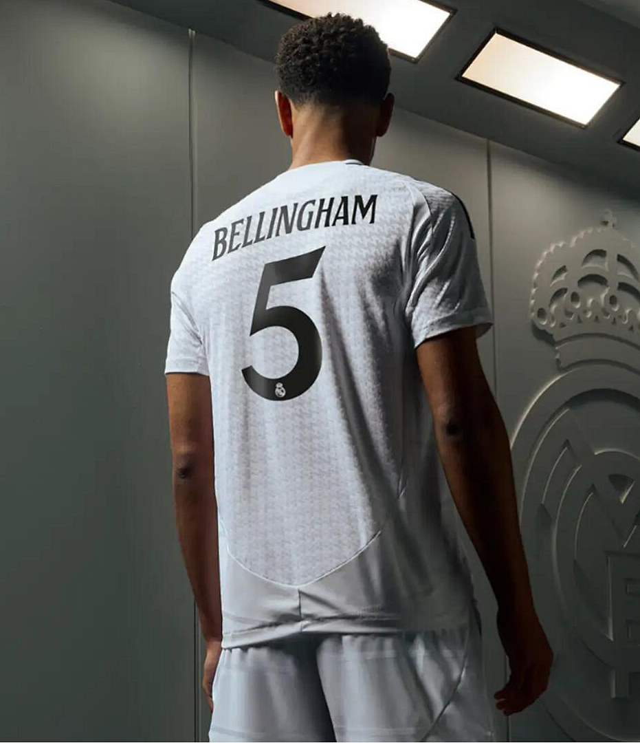 24-25 Real Madrid Home Kit Player Version Shirt S-5XL With All Kind of Badges 21