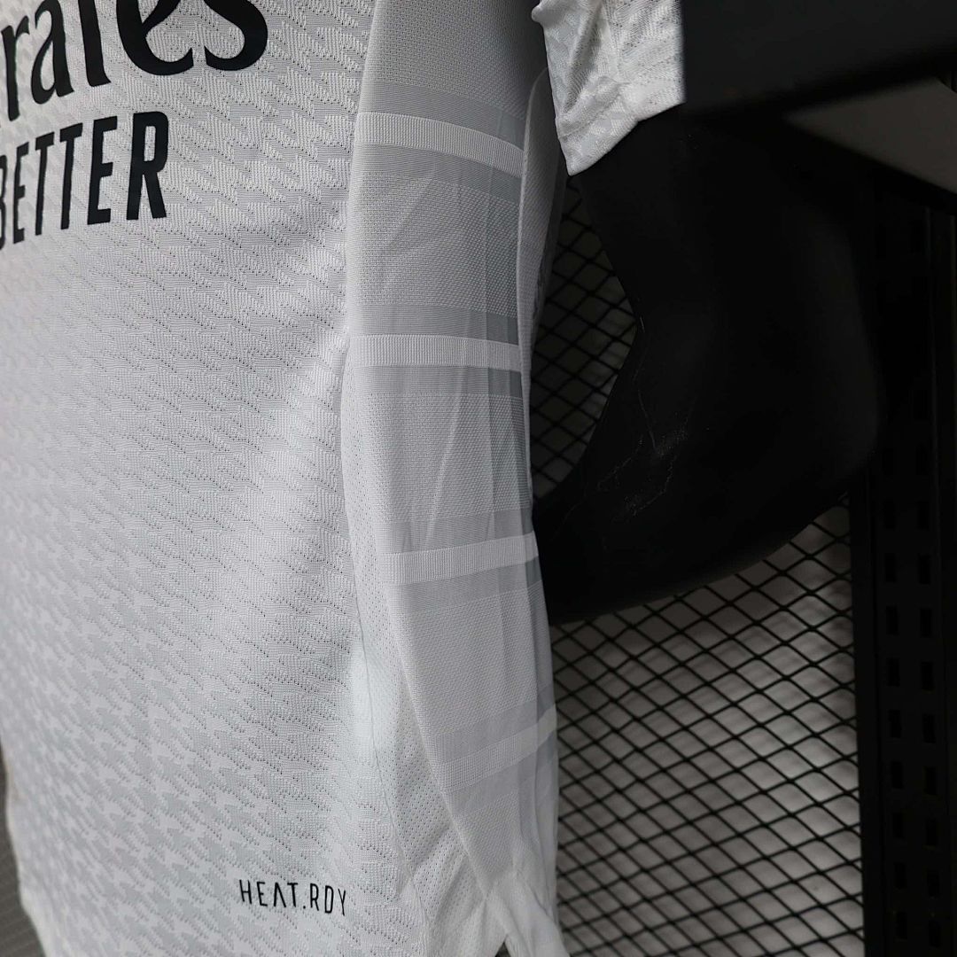 24-25 Real Madrid Home Kit Player Version Shirt S-5XL With All Kind of Badges 9