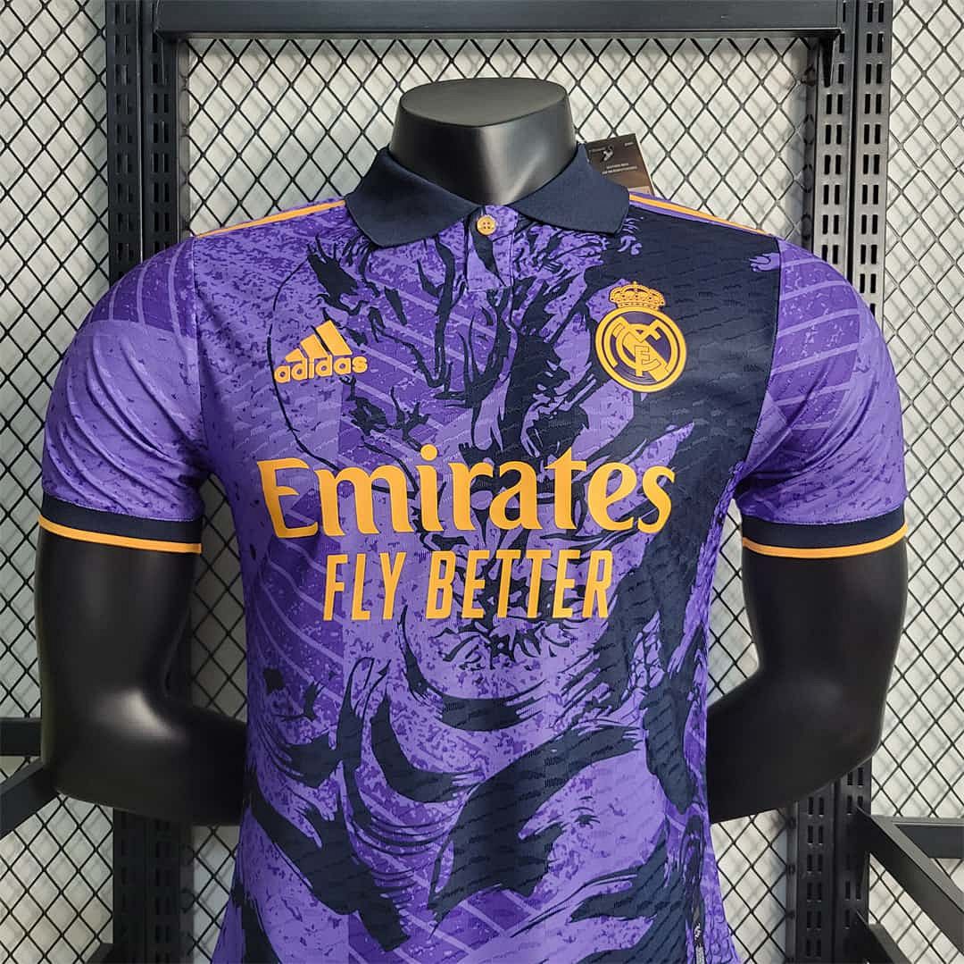 23-24 Real Madrid Special player version 8