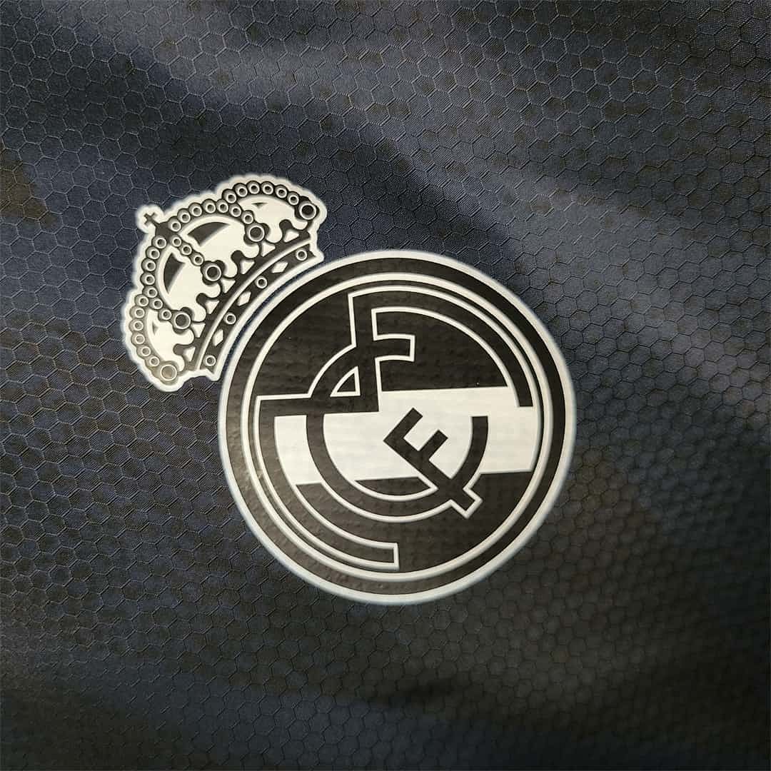 Real Madrid Windbreaker 7 3