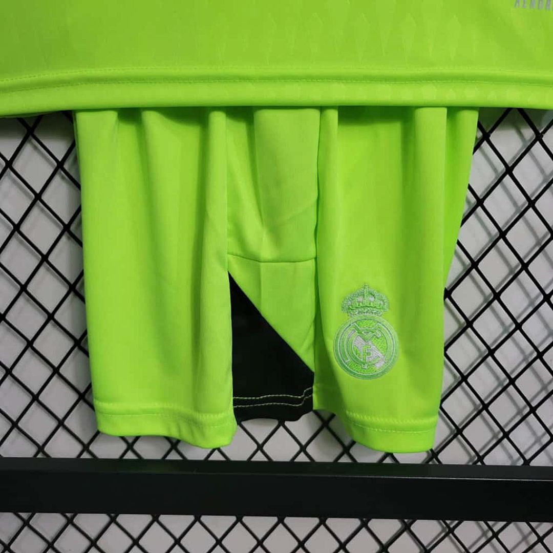 23-24 Real Madrid Kids Green Goalkeeper Kits 5