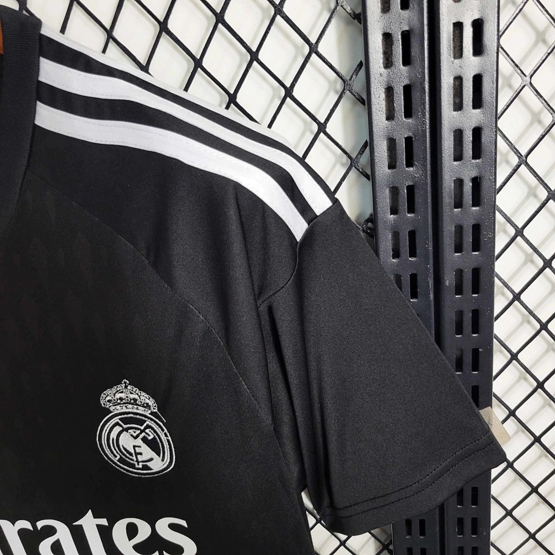 23-24 Real Madrid Goalkeeper S-XXL 2 7
