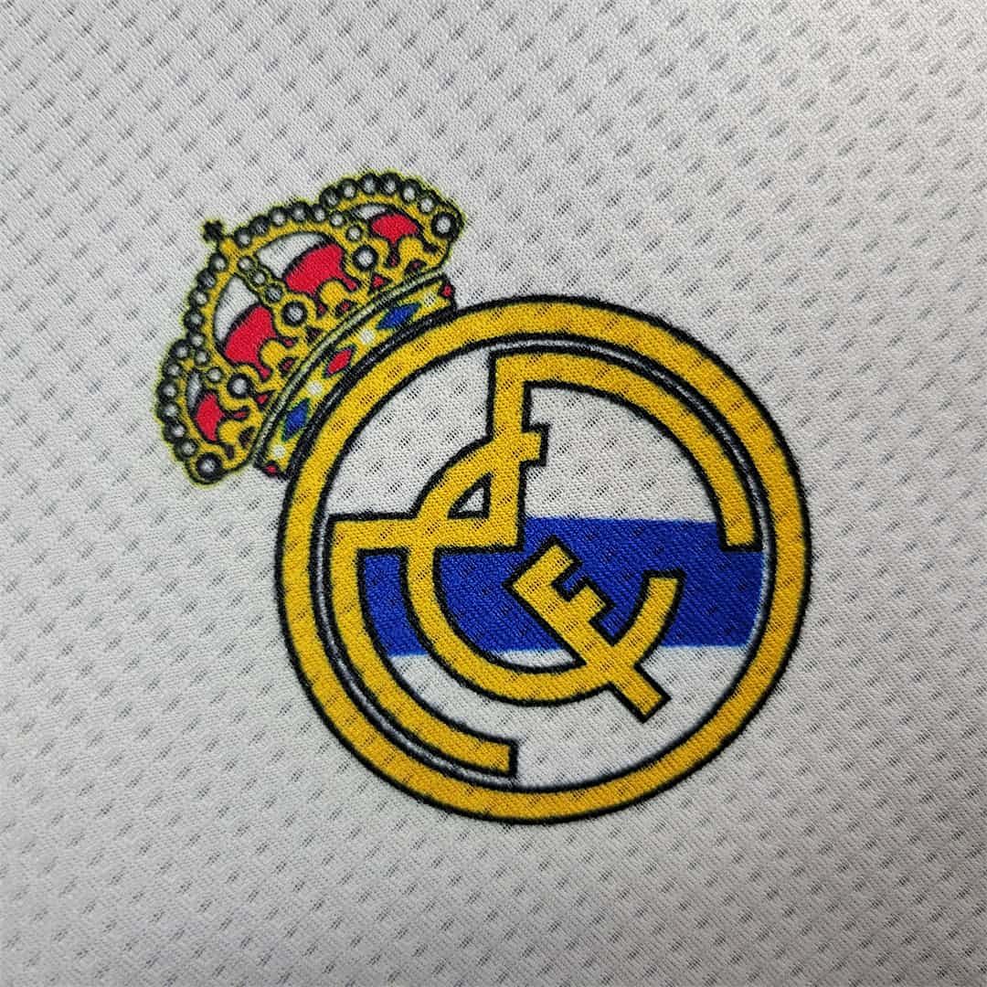23-24 Real Madrid Casual player version 4