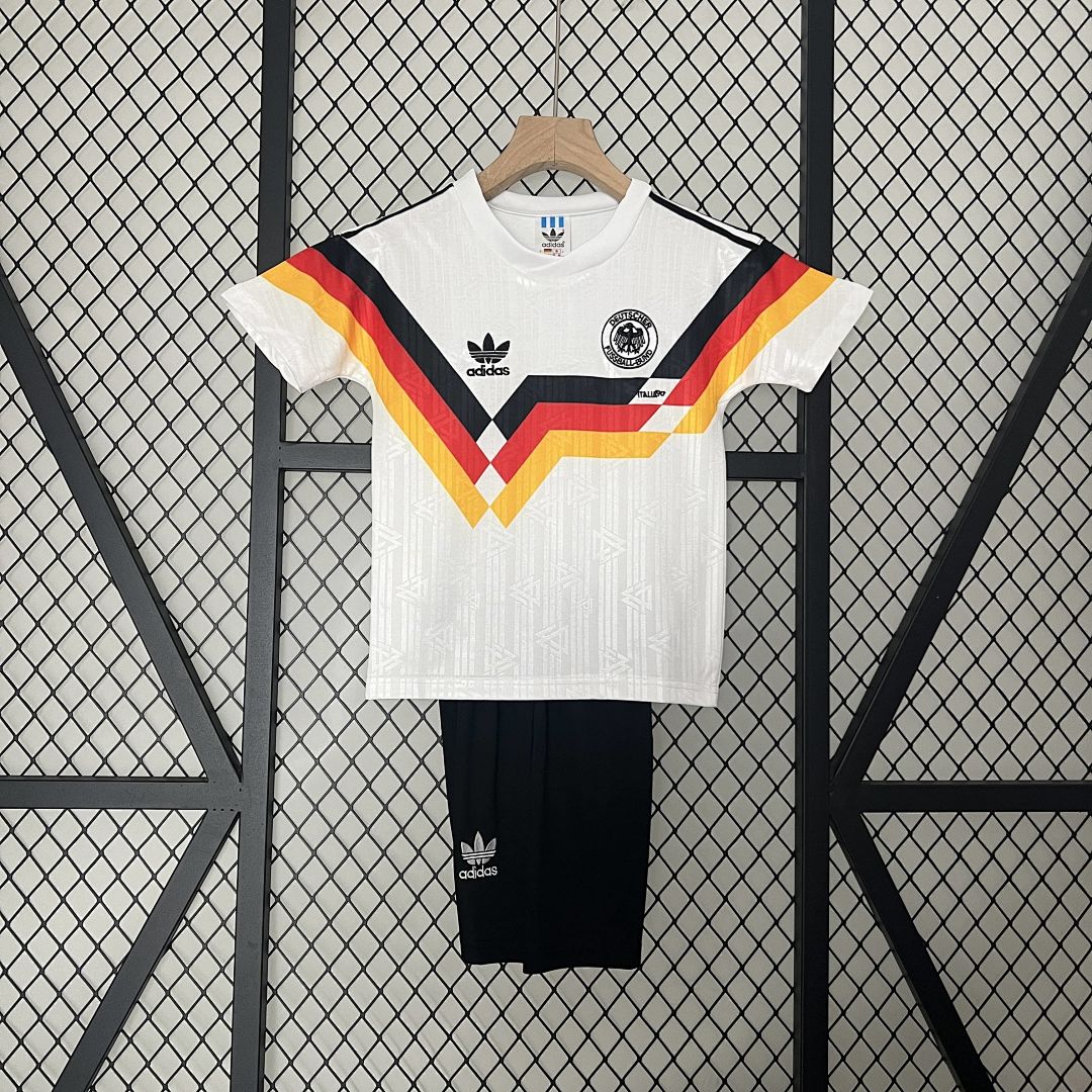 kids Germany 1990 home size_ 16-28