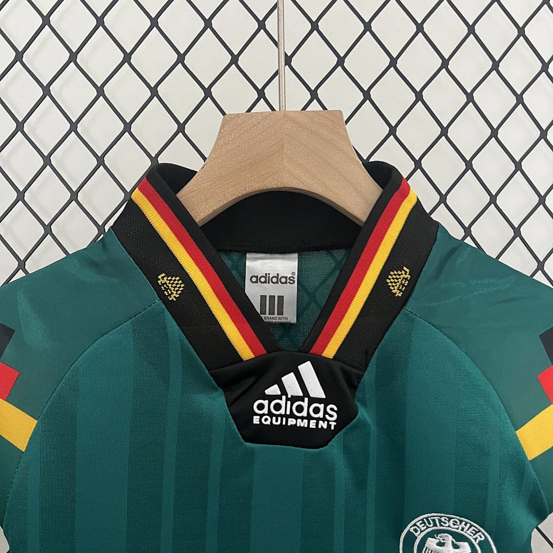 kids Germany 1992 away size_ 16-28 2