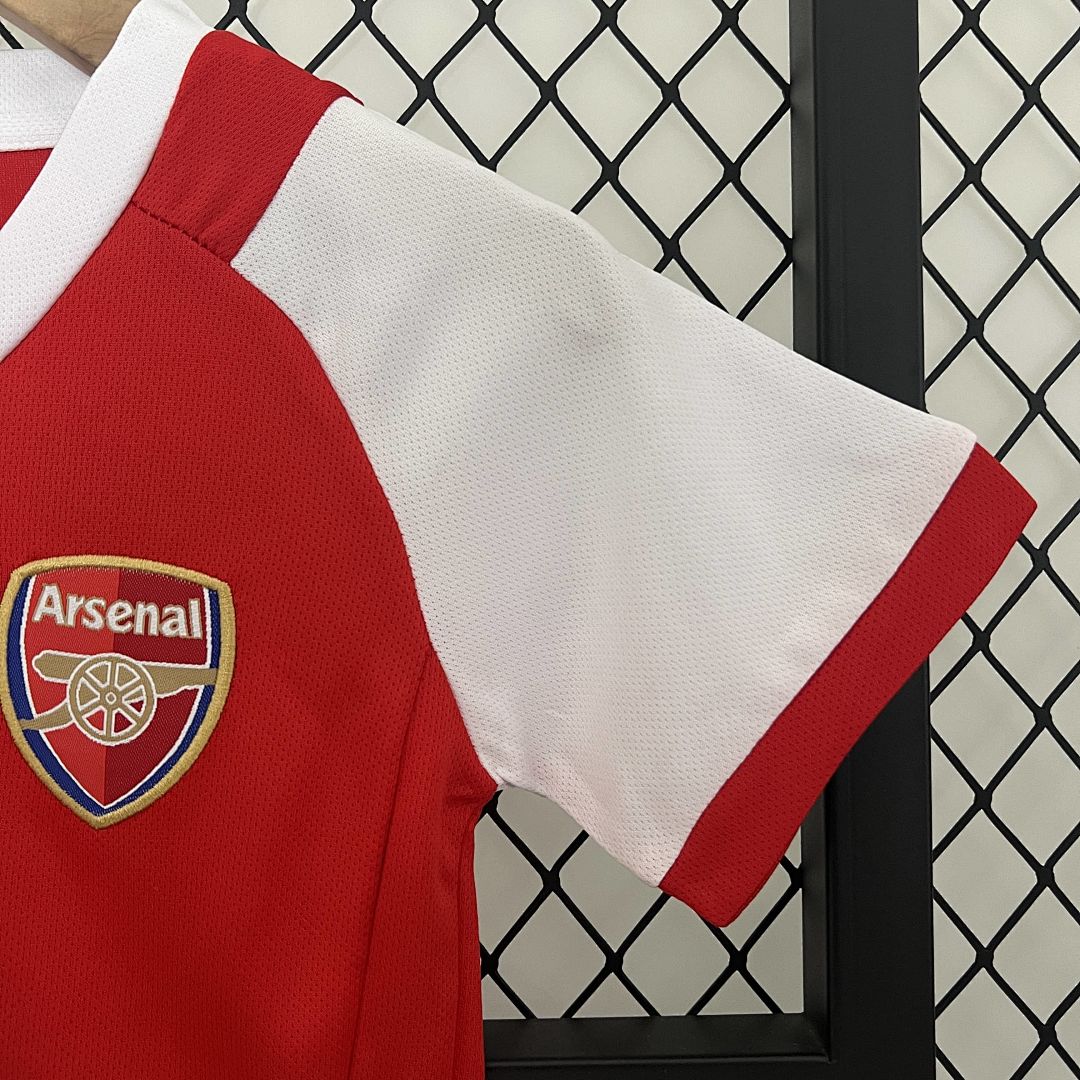 kids Arsenal 02_04 home size_ 16-28 2