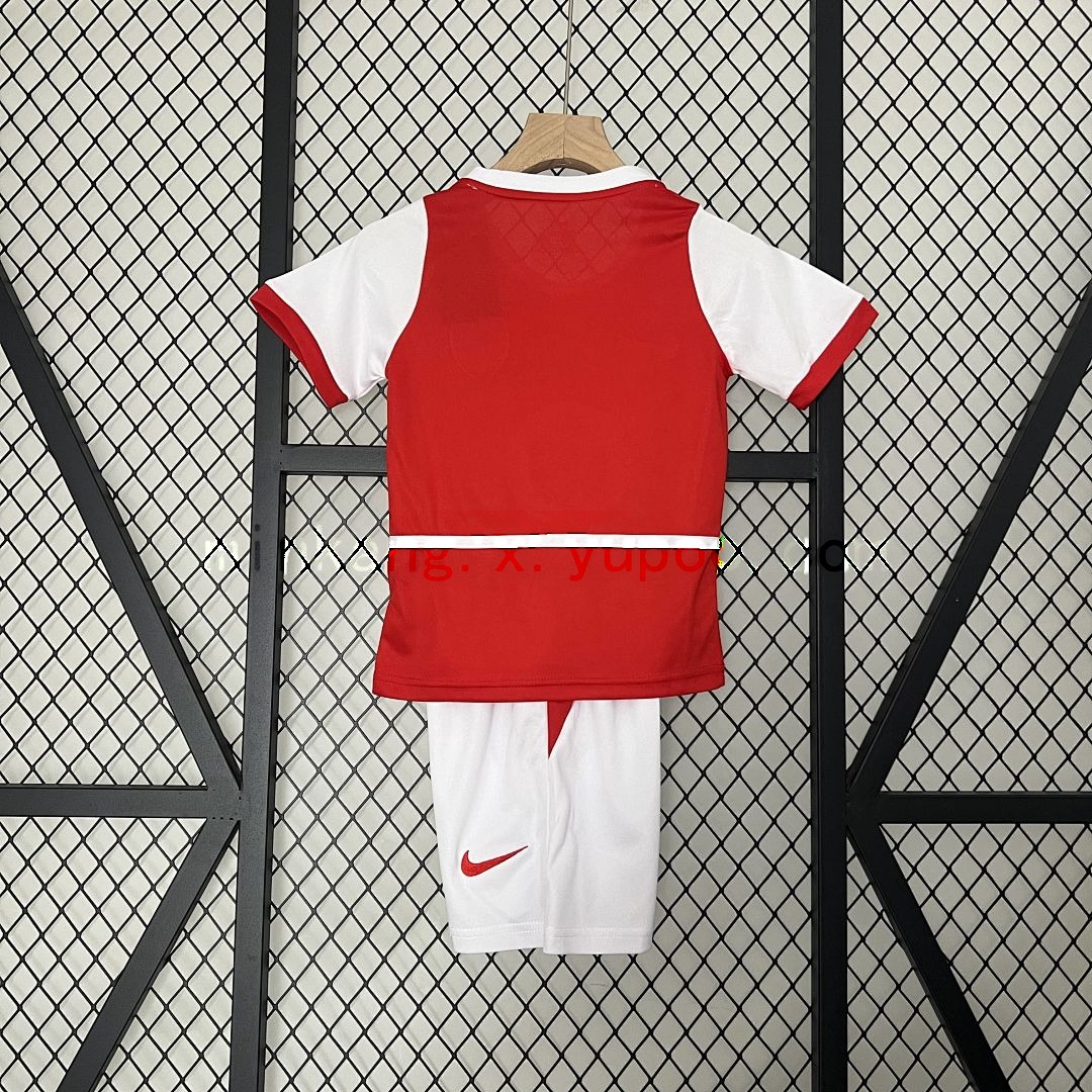 kids Arsenal 02_04 home size_ 16-28 5