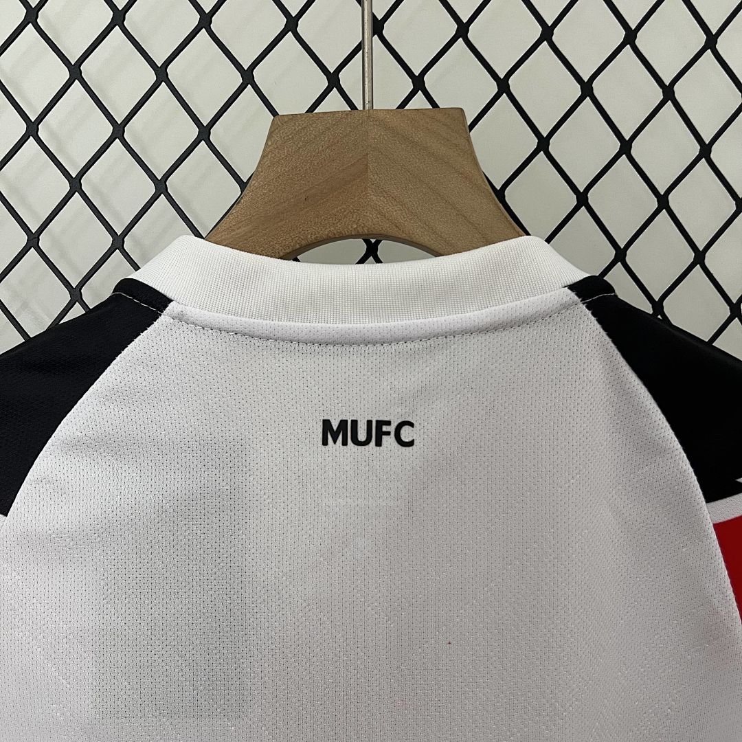 kids M-U 10_11 Champions League away size_ 16-28 2