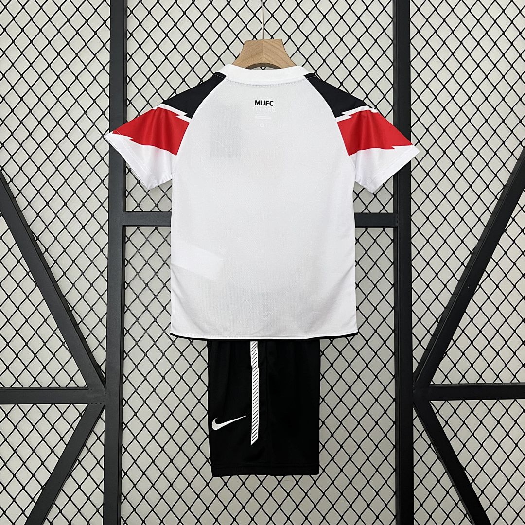 kids M-U 10_11 Champions League away size_ 16-28 3
