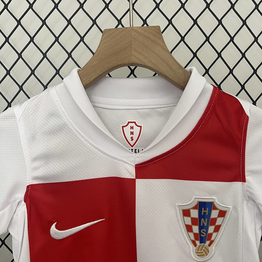 2024 kids Croatia home size_ 16-28 9