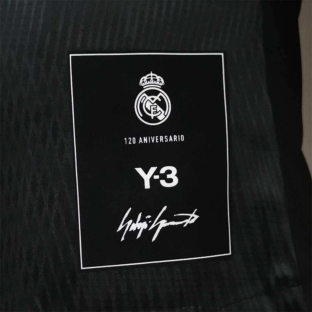 22-23 Real Madrid Y3 player version 7