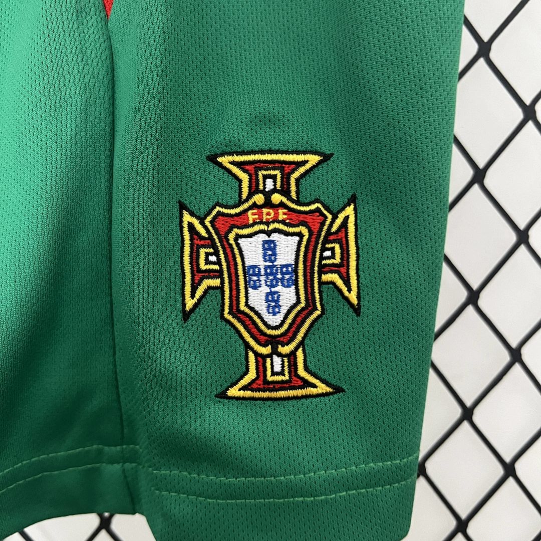 kids Portugal 2004 Home size_ 16-28 4