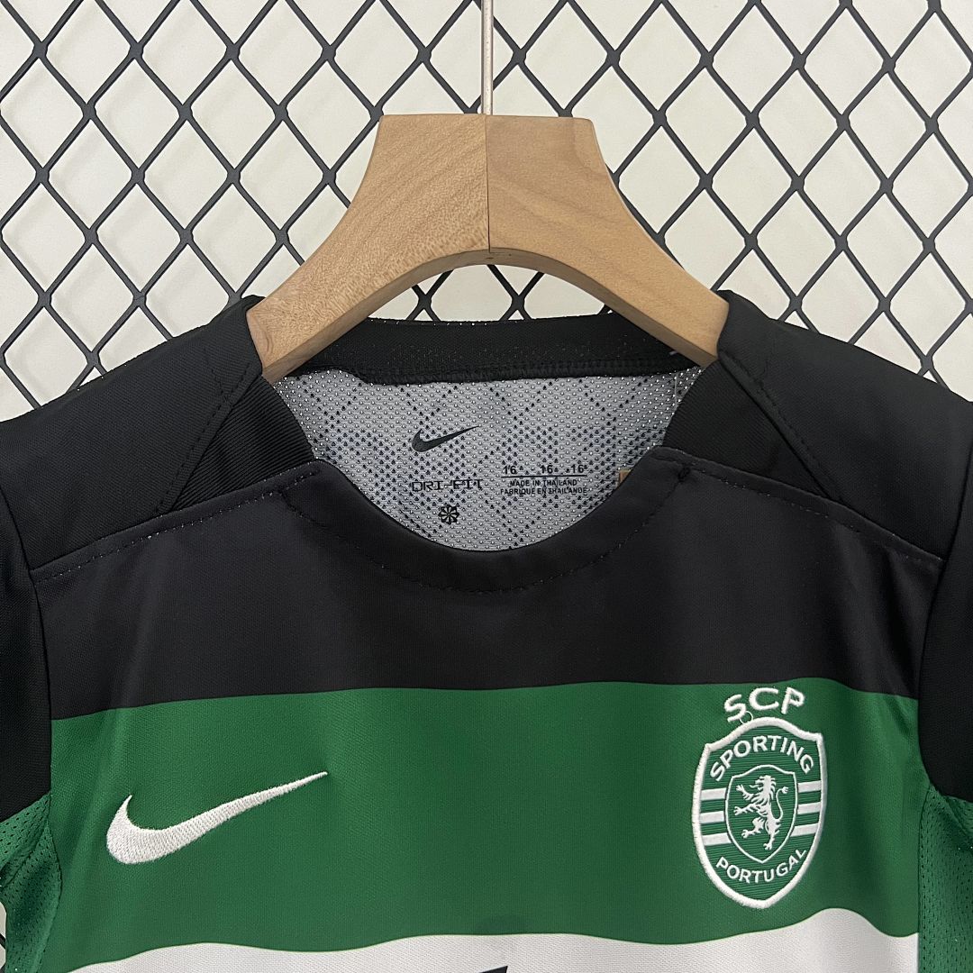 24_25 Kids Sporting Lisbon Home Size_ 16-28 3