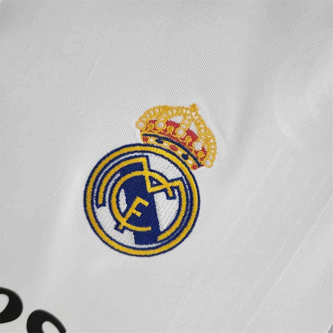 22-23 Real Madrid home women 3