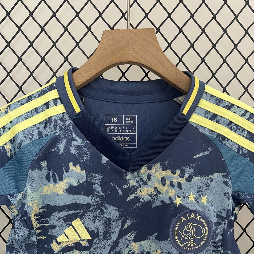24_25 Kids Ajax away Size_ 16-28 6
