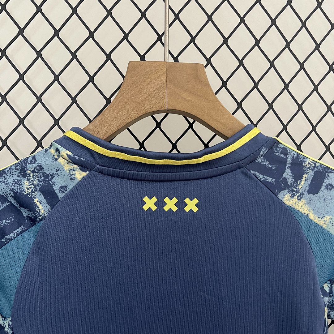 24_25 Kids Ajax away Size_ 16-28 7